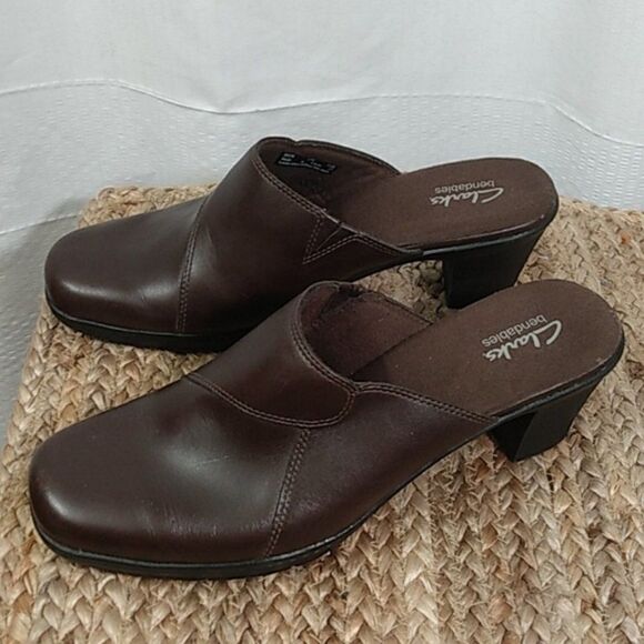 CLARKS BENDABLES BROWN LEATHER SLIP-ON CLOGS 11M - Picture 5 of 9